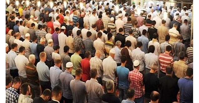 Bilim Kurulu üyesinden bayram namazı açıklaması