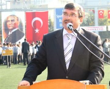 Bağcılar Milli Eğitim Müdürü Kadir Kuş vefat etti