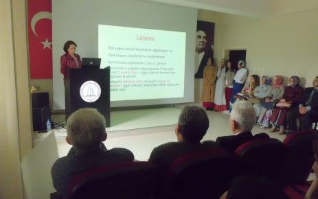 Bursa Kız Lisesi mezunları mantı gününde hasret giderdi