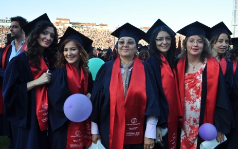 Hayatının ikinci baharında üniversite mezunu oldu