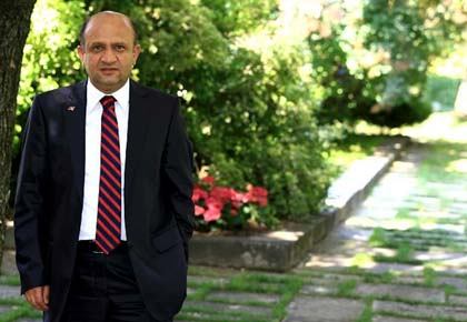 'Kürtçe dersi milli birlik için faydalı'...