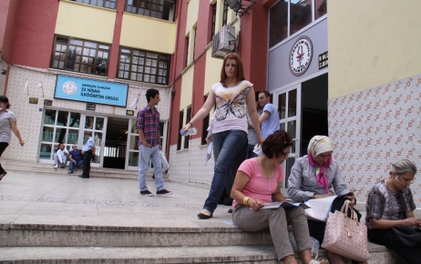 LYS’de ter döken üniversite adayları, matematik sorularını zor buldu