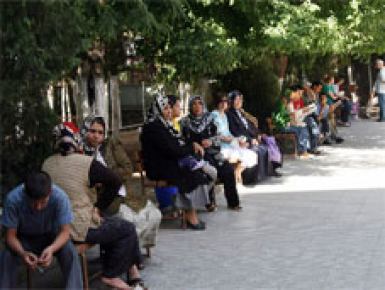 Polis, okul çevrelerinde gürültüye izin vermedi