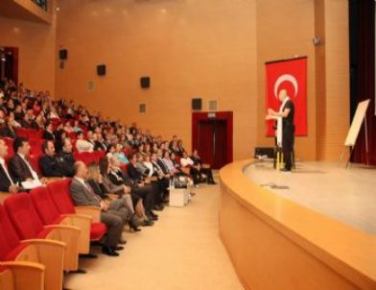 Sahil İlköğretim Okulu, başarılı öğrencileri ödüllendirdi