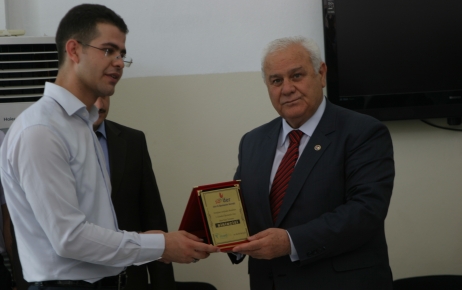 Siirt'te öğretmenler masa tenisi turnuvasındda buluştu