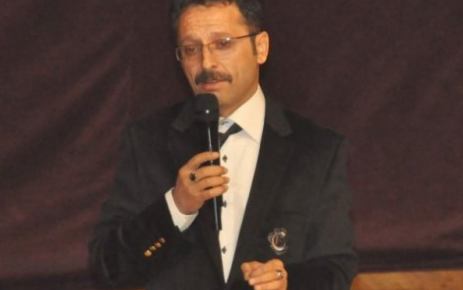 Yağmur: Dilde yozlaşmanın önüne, Osmanlıcanın seçmeli ders olmasıyla geçebiliriz