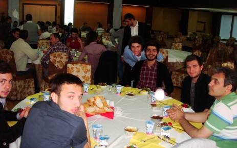 Yavuz Selim Koleji, mezunlar buluşması İstanbul Fetih Koleji’nde yapıldı
