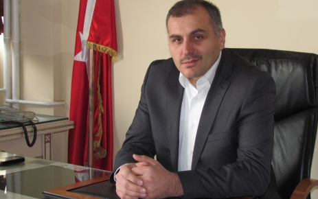 Yaz okulunda hem Kur’an öğreniyor hem eğleniyorlar