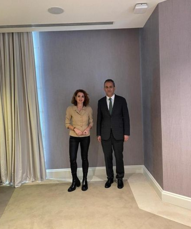 Nagehan Alçı: Sayın Özer’i cesaretinden dolayı tebrik ediyorum!Öğretmenlere sınav yapılamaz mı?