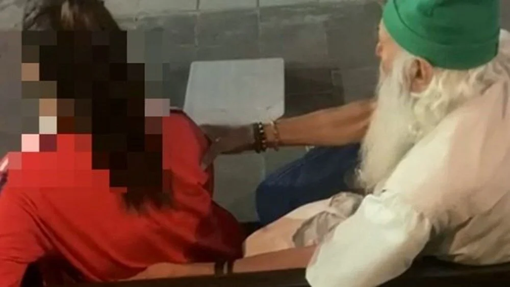 Kendini 'şifacı' olarak tanıttı,19 yaşındaki kıza cinsel istismar'dan tutuklandı
