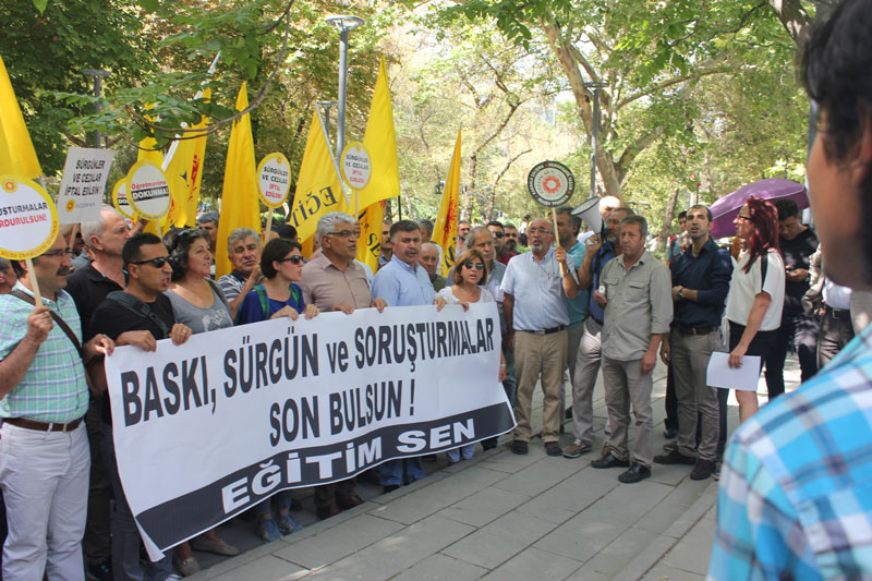 Eğitim-Sen'den İhraç ve Sürgün Açıklaması