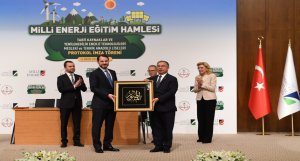 &quot;Eğitimin her kademesinde yatırımlar yaptık&quot;